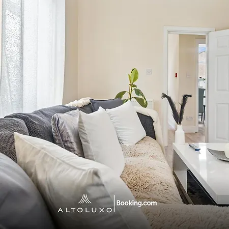 Ferienhaus Elegant Perfect For Groups By Altoluxo